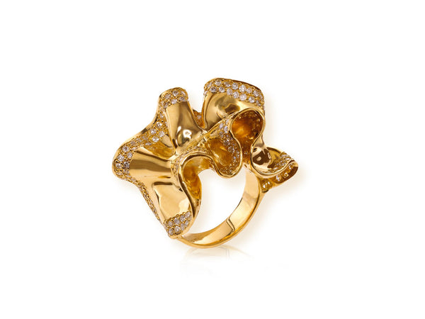 18k Gold Ruffle Ring with Pave Diamonds - Annie Moran
